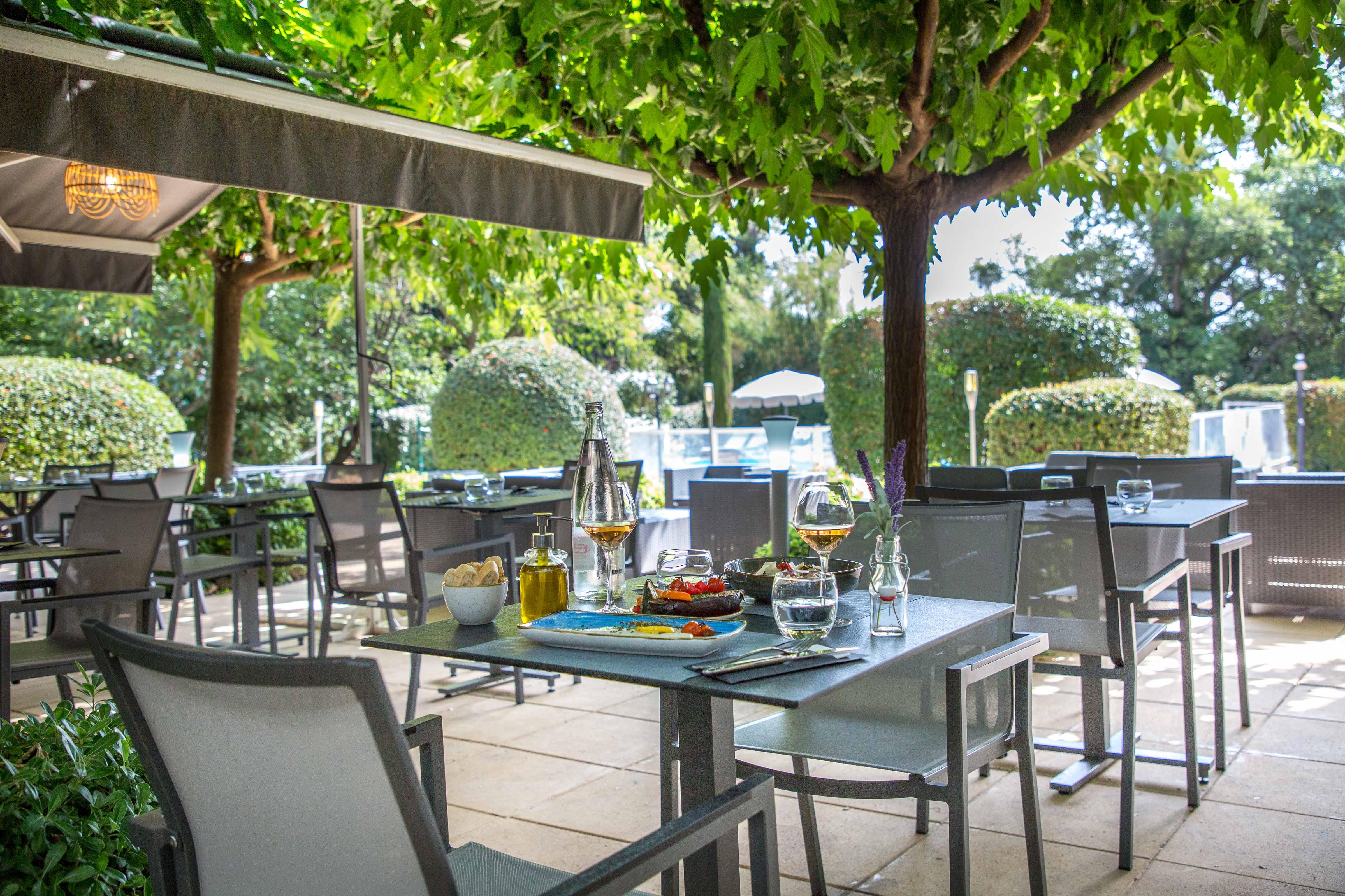 Ibis Cavaillon Portes Du Luberon Exteriör bild