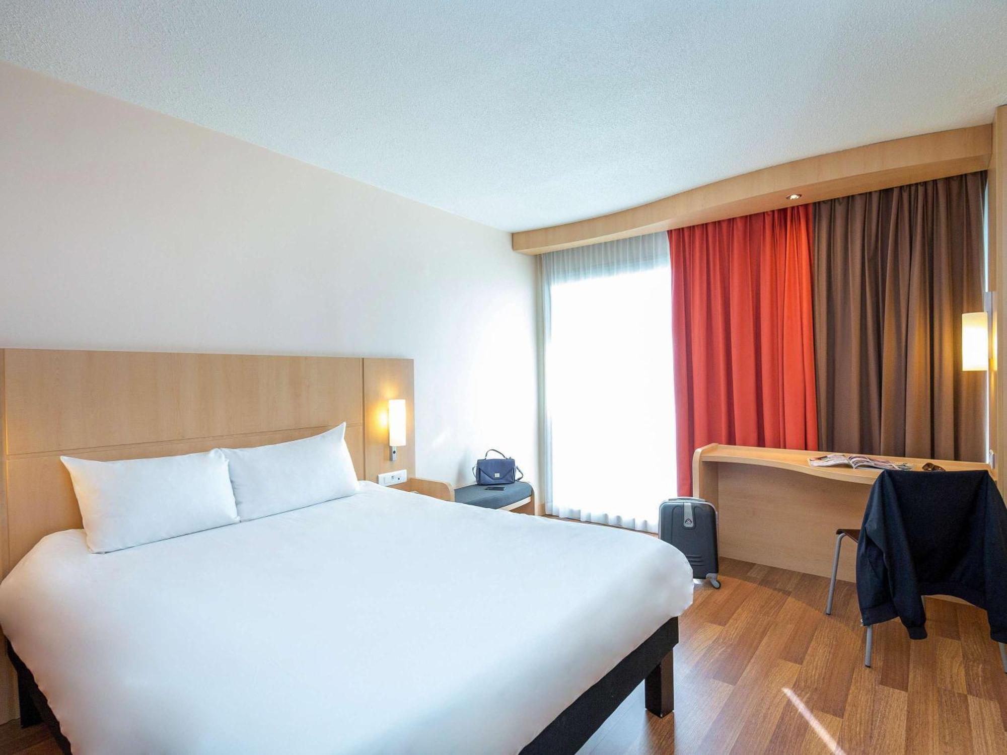 Ibis Cavaillon Portes Du Luberon Exteriör bild