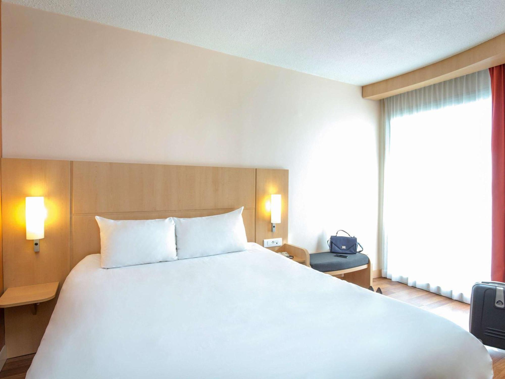 Ibis Cavaillon Portes Du Luberon Exteriör bild